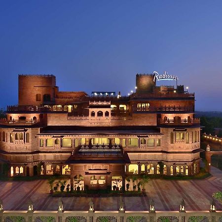 Radisson Jodhpur Jodhpur (Rajasthan) Exterior foto The Oberoi Udaivilas Palace